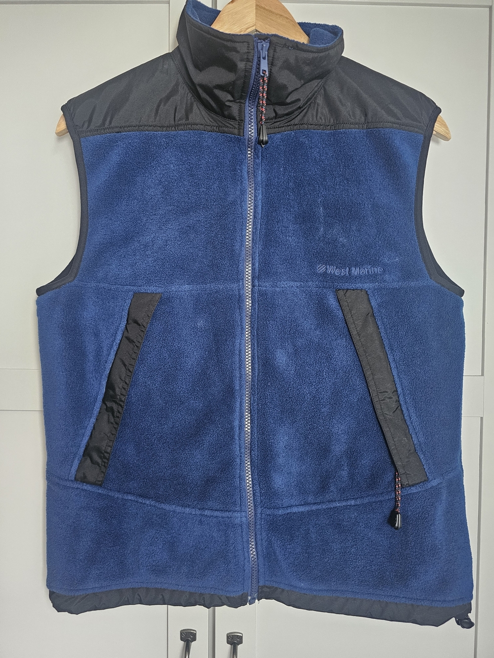 Men’s Navy Fleece Vest with Zip Front - West Marine